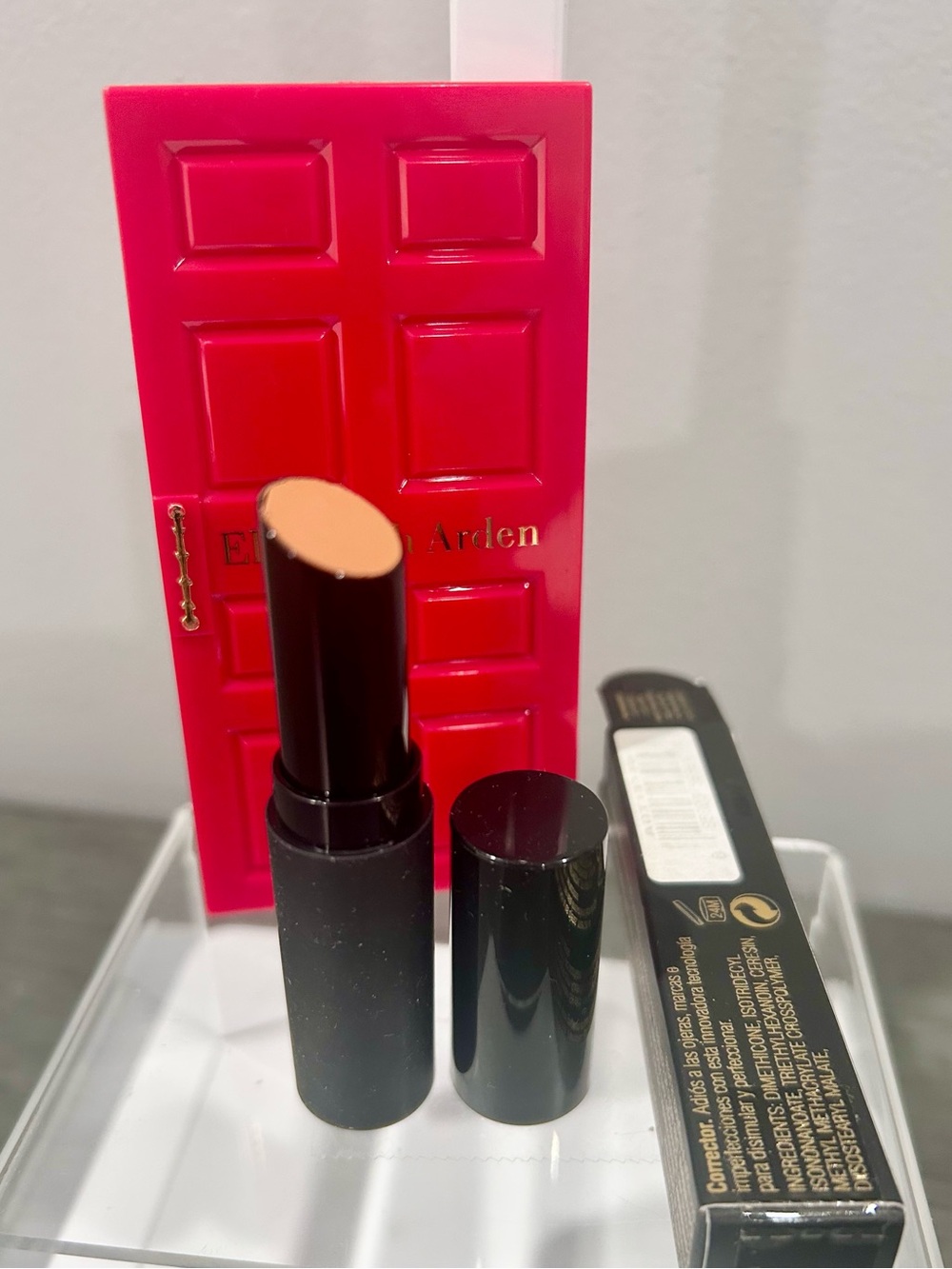 Elizabeth Arden Concealer & Mirror